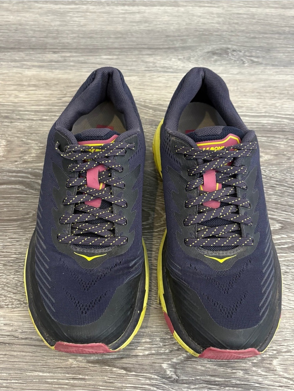 Hoka One One W Torrent 2 Trail Running Sneaker Size 7.5